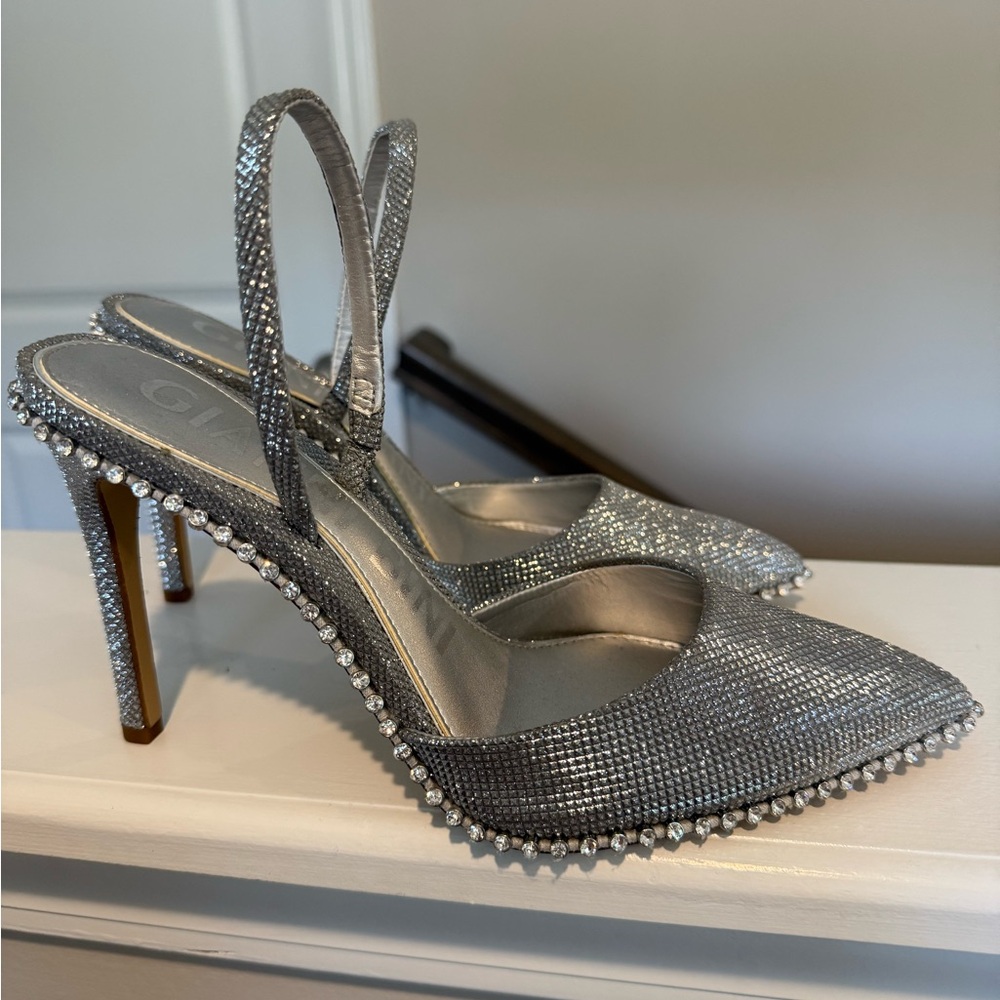 Gianni Bini Rhinestone Slipback heels